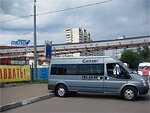 Бесплатный автобус Genser в пункт аренды автомобилей АрендаАвто-прт на ул.Добролюбова